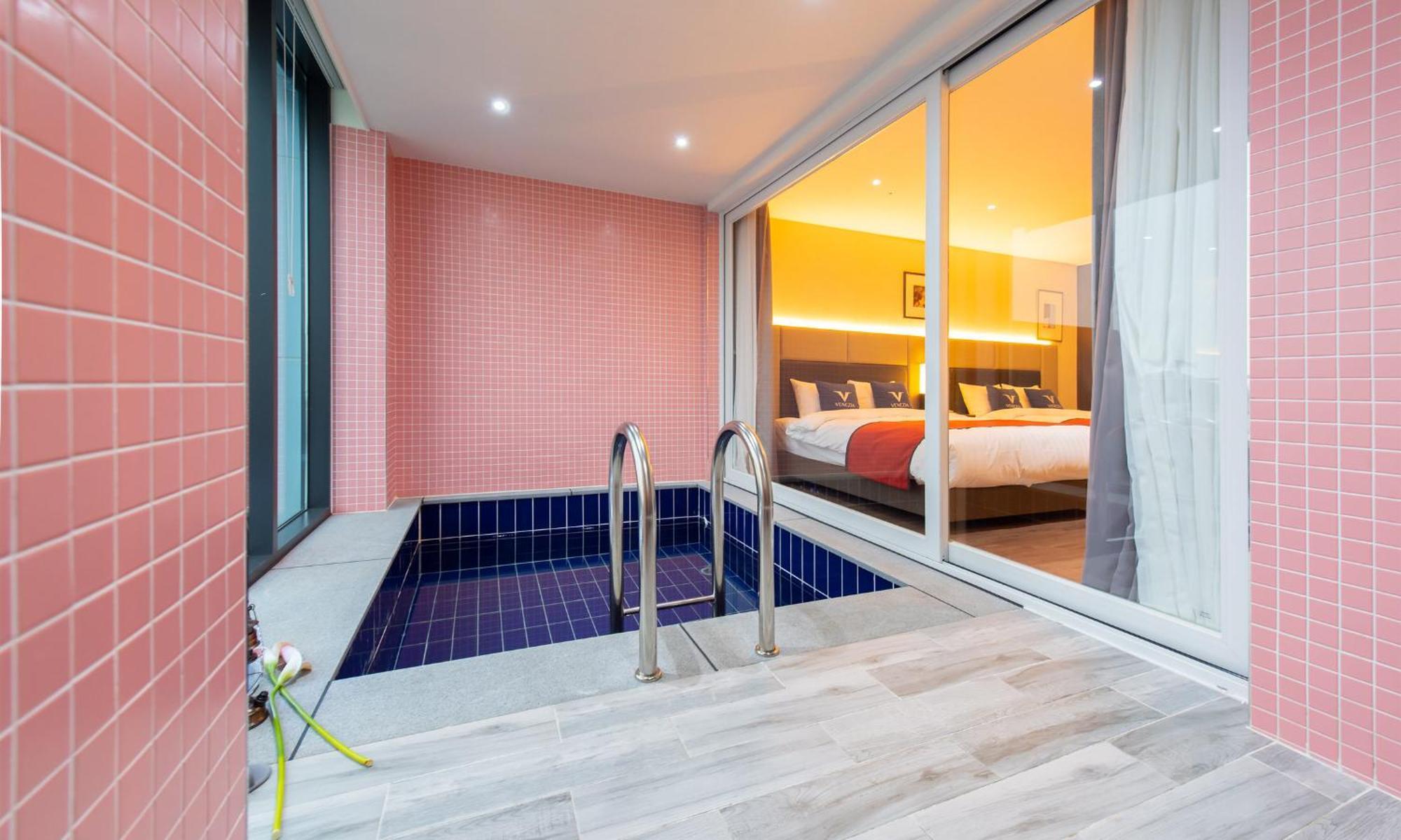 Venezia Hotel And Resort Yeosu Exterior photo