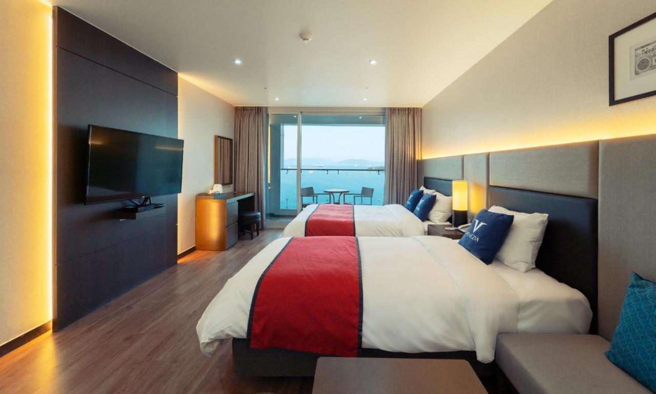 Venezia Hotel And Resort Yeosu Exterior photo